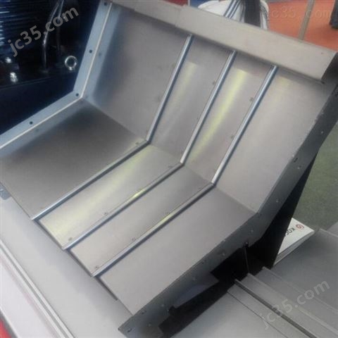 匯鼎鋼制伸縮式機床專用導(dǎo)軌防護罩